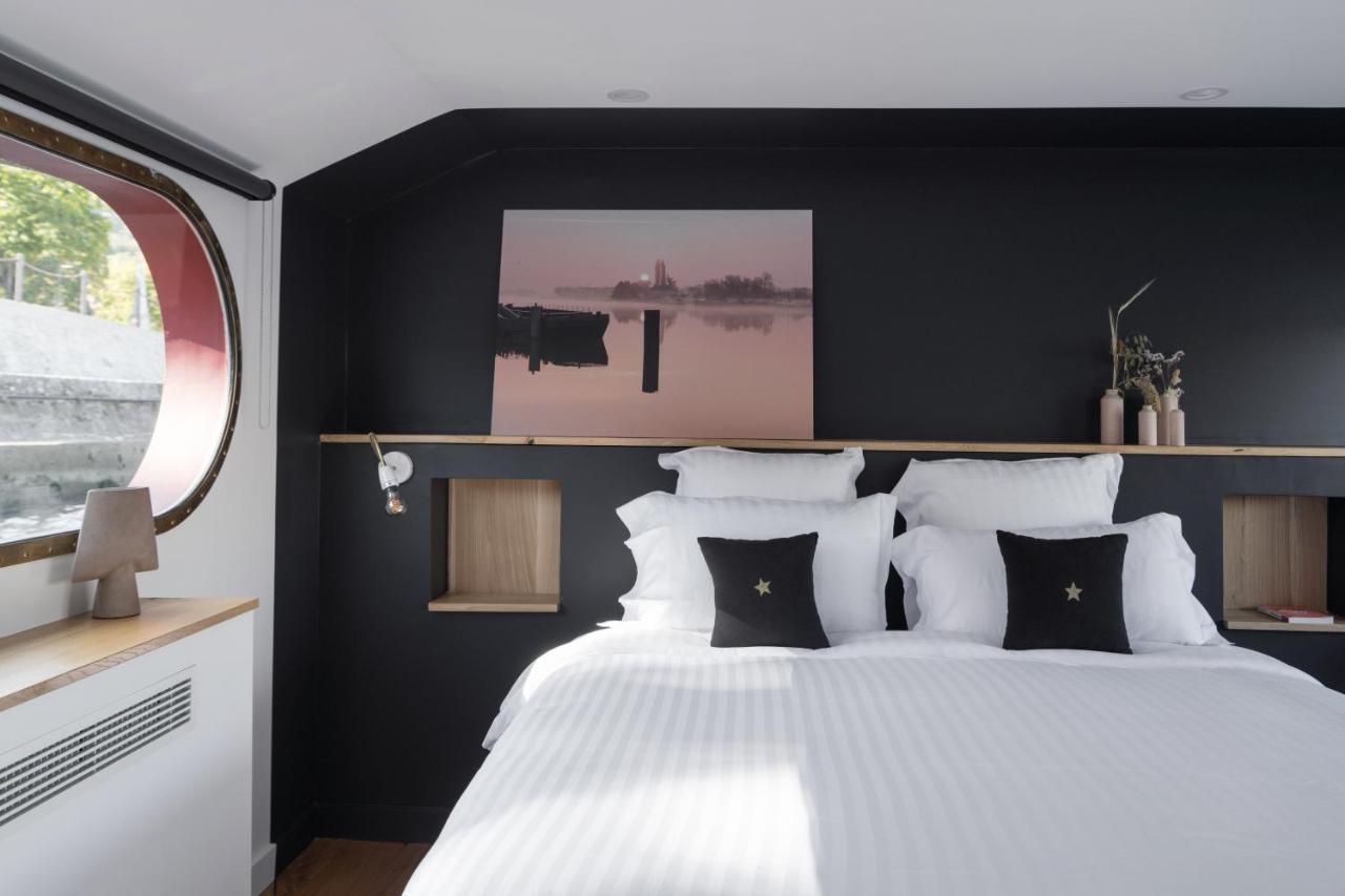 Hotel La Peniche - Bed And Bicycle - Tournon Esterno foto